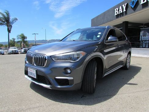 Used 2017 BMW X1 xDrive28i AWD/4WD image 3
