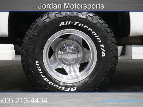 Used 2001 Ford F350 Lariat image 41