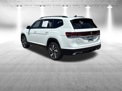 Used 2026 Volkswagen Atlas SE AWD/4WD image 3