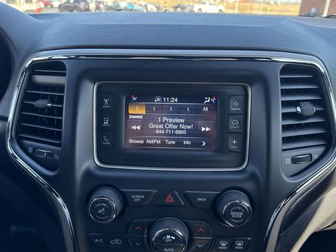 Used 2014 Jeep Grand Cherokee Laredo w/ Quick Order Package 23E image 16