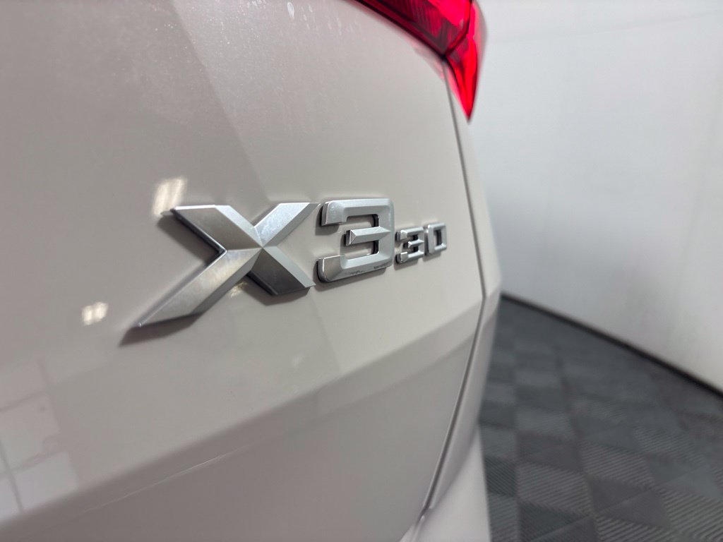 Certified 2026 BMW X3 xDrive30i w/ M Sport Package AWD/4WD image 10