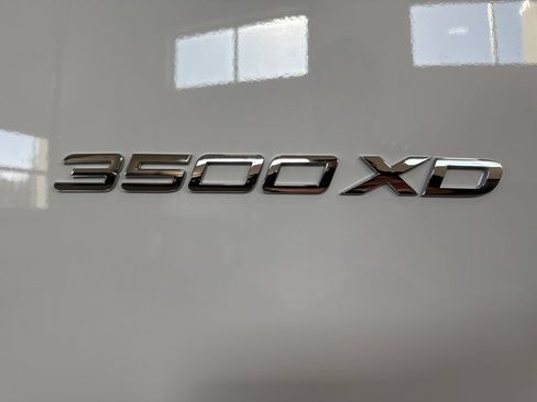 Used 2025 Mercedes-Benz Sprinter 3500 image 9