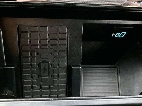 Used 2023 Ford F250 Lariat w/ Tow Technology Package image 33