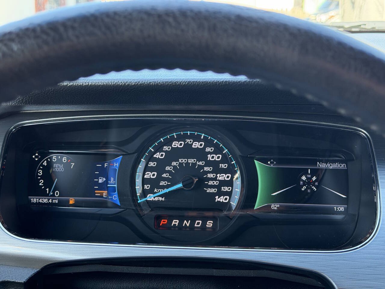 Used 2016 Ford Taurus SEL w/ Equipment Group 201A FWD image 18