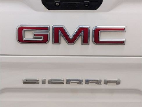 Used 2020 GMC Sierra 1500 SLT w/ SLT Premium Package image 4