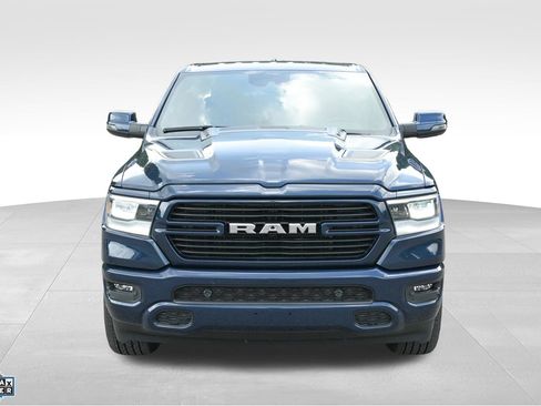 Used 2023 RAM 1500 Laramie AWD/4WD image 5