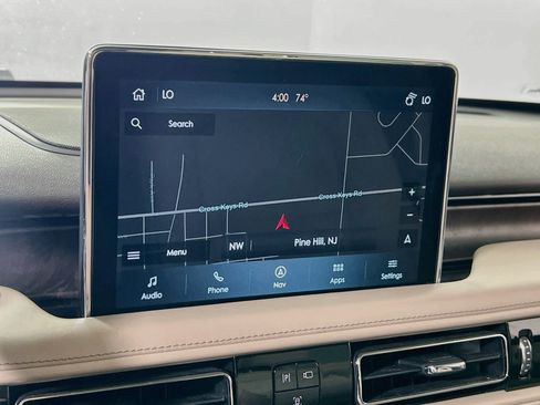Used 2021 Lincoln Aviator Reserve w/ Equipment Group 201A AWD/4WD image 13