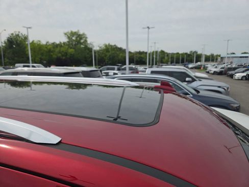 Used 2021 Chevrolet Tahoe LT w/ LT Signature Package AWD/4WD image 3