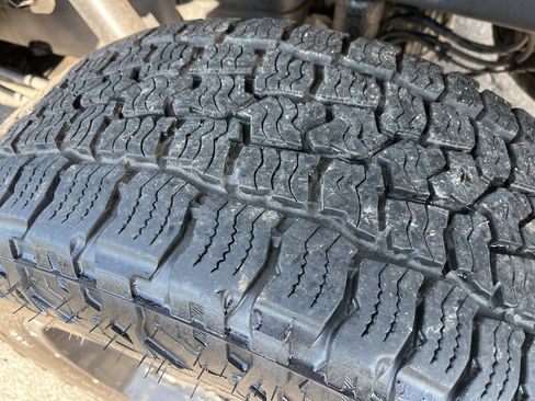 Used 2014 Ford F150 XLT w/ Equipment Group 302A Luxury AWD/4WD image 9