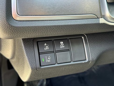 Used 2018 Honda Civic Touring image 15