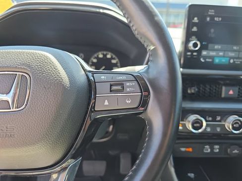 Used 2025 Honda CR-V EX-L image 22
