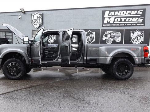 Used 2026 Ford F450 Platinum w/ FX4 Off-Road Package image 31