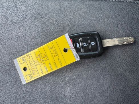 Used 2020 Honda CR-V LX image 2