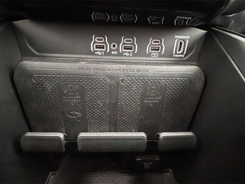 Used 2025 RAM 1500 Limited image 20