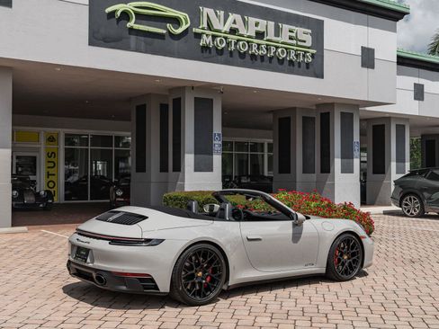 Used 2024 Porsche 911 Carrera GTS RWD image 58