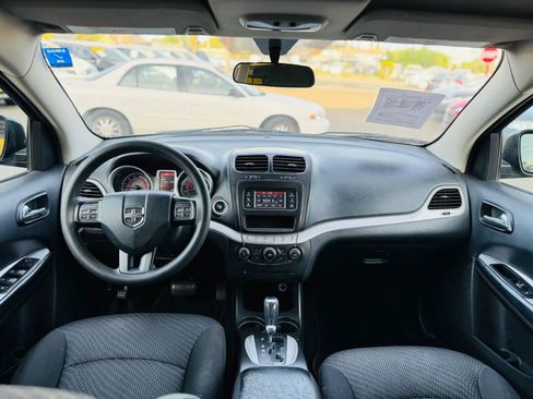 Used 2015 Dodge Journey SXT w/ Flexible Seating Group FWD image 17