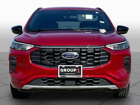 Used 2023 Ford Escape ST-Line w/ Tech Pack #1 FWD image 4