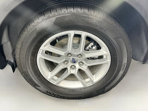 Used 2025 Ford Explorer Active image 11