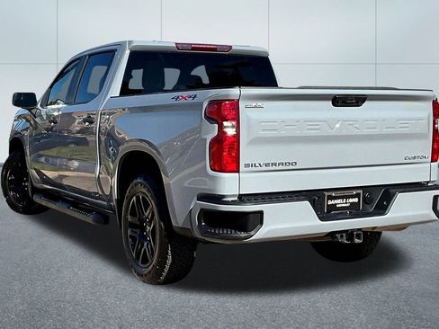 Used 2024 Chevrolet Silverado 1500 Custom image 12