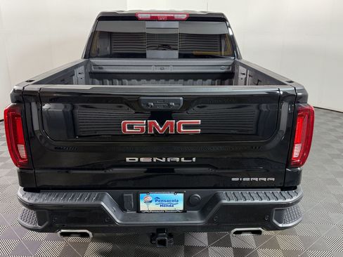 Used 2026 GMC Sierra 1500 Denali w/ Denali Reserve Package AWD/4WD image 8