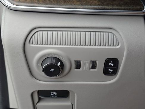 Used 2022 Jeep Grand Wagoneer Series II w/ Flexible Seating Group AWD/4WD image 34