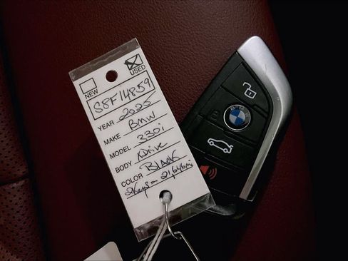 Used 2025 BMW 330i xDrive Sedan w/ M Sport Package AWD/4WD image 14