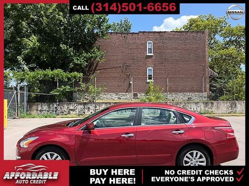 Used 2015 Nissan Altima 2.5 S FWD image 2