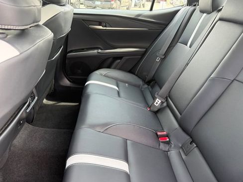 Used 2026 Toyota Camry SE w/ Convenience Package AWD/4WD image 31
