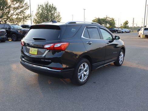 Used 2020 Chevrolet Equinox Premier AWD/4WD image 7
