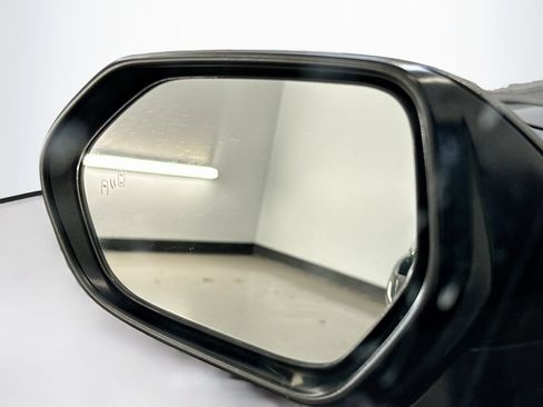 Used 2025 Toyota Camry LE image 16