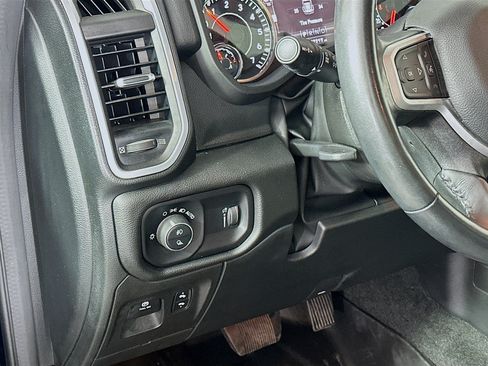 Used 2022 RAM 1500 Big Horn AWD/4WD image 16
