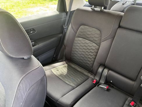 Used 2025 Nissan Pathfinder SV AWD/4WD image 42