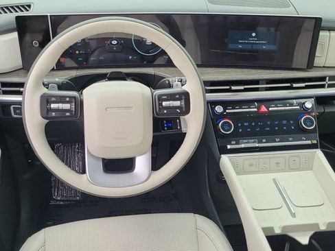 New 2025 Hyundai Santa Fe Calligraphy image 4