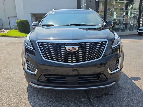 Used 2024 Cadillac XT5 Premium Luxury w/ Technology Package FWD image 8