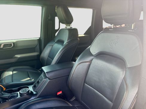 Used 2022 Ford Bronco Badlands w/ Sasquatch Package image 21