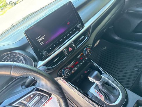 Used 2023 Kia Forte GT-Line w/ GT-Line Technology Package FWD image 16