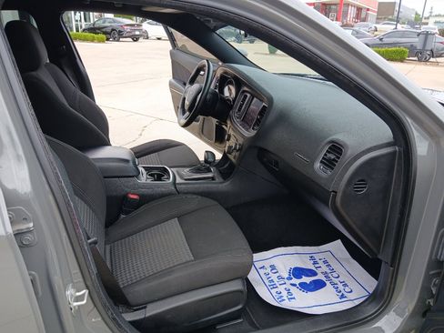 Used 2023 Dodge Charger SXT RWD image 19