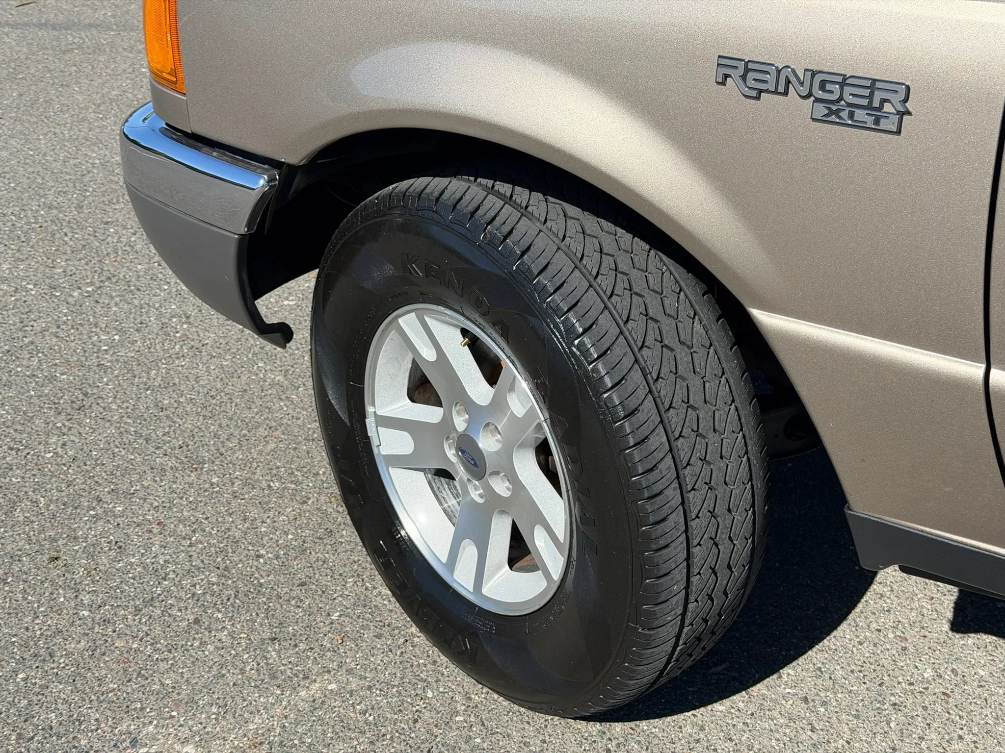 Used 2003 Ford Ranger XLT AWD/4WD image 10