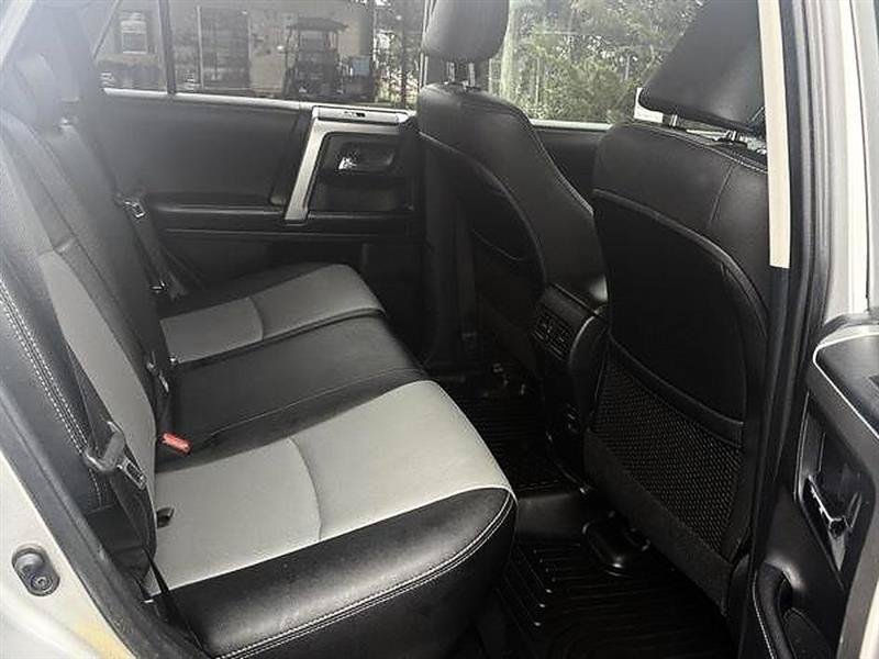 Used 2018 Toyota 4Runner SR5 Premium AWD/4WD image 23