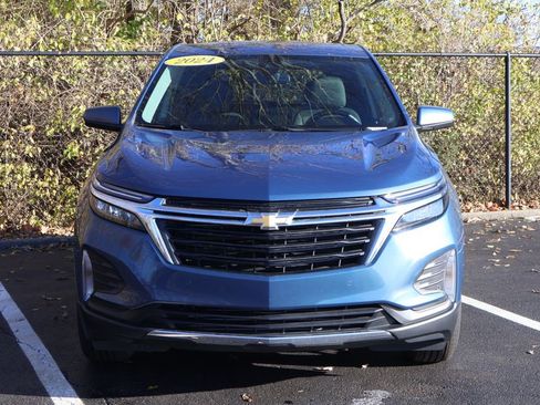 Used 2024 Chevrolet Equinox LT image 2