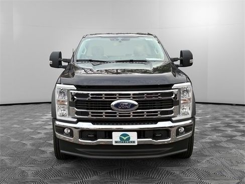 New 2026 Ford F550 4x4 Regular Cab Super Duty w/ XL Chrome Package image 8