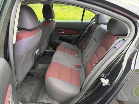 Used 2014 Chevrolet Cruze LT FWD image 15