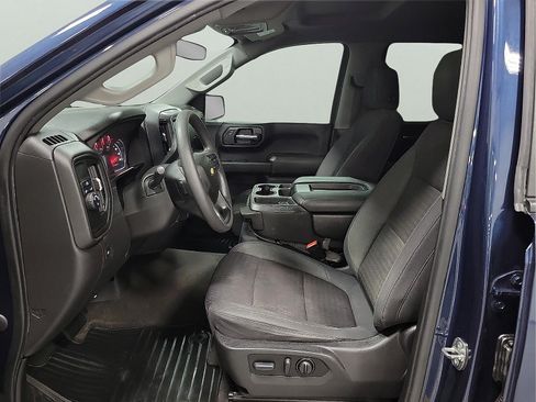 Used 2022 Chevrolet Silverado 1500 Custom w/ Safety Confidence Package RWD image 11
