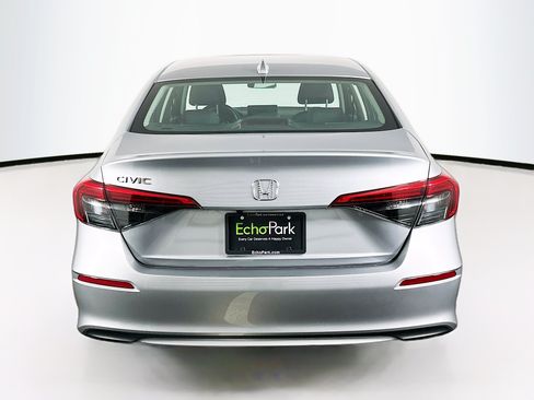 Used 2023 Honda Civic EX image 7