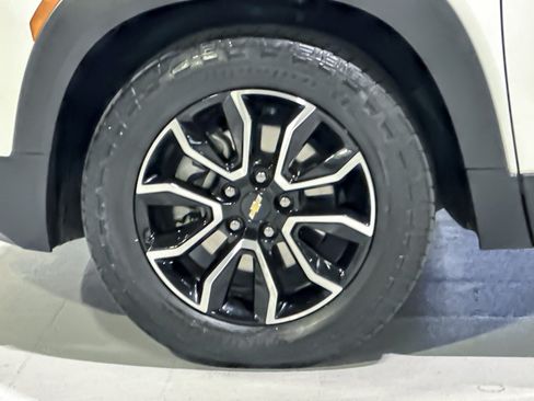 Used 2023 Chevrolet TrailBlazer ACTIV w/ Convenience Package FWD image 12