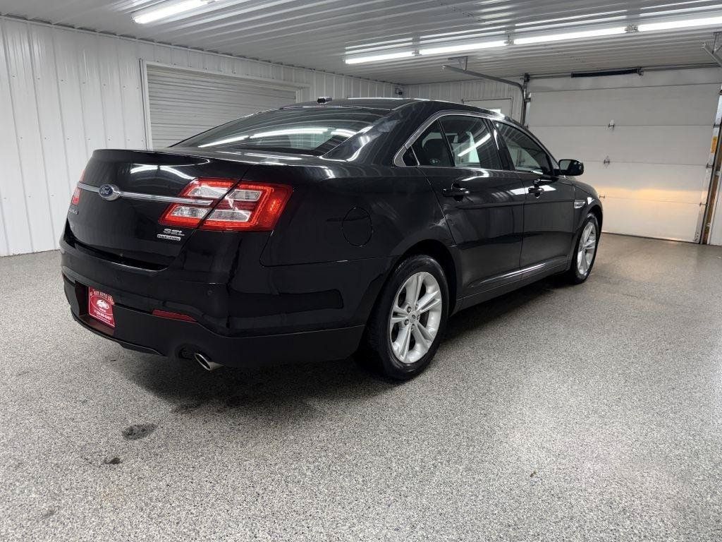 Used 2014 Ford Taurus SEL w/ Equipment Group 201A FWD image 6