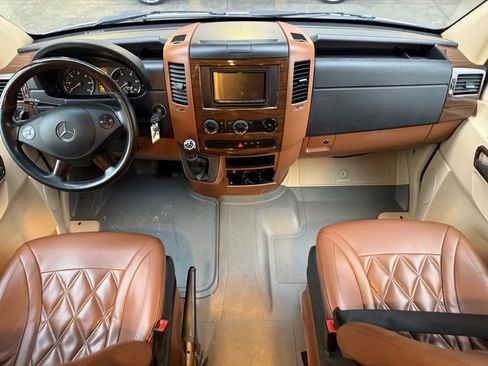 Used 2017 Mercedes-Benz Sprinter 3500 image 45