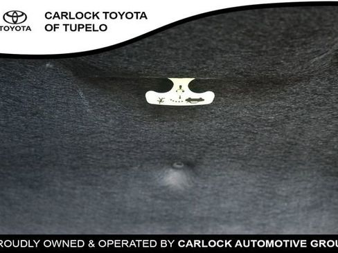 Used 2025 Toyota Camry SE w/ Convenience Package FWD image 32