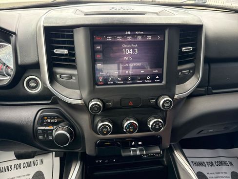 Used 2019 RAM 1500 Big Horn AWD/4WD image 39