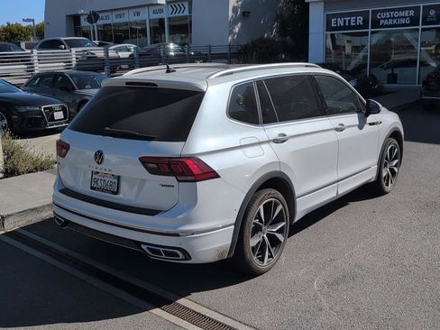 Used 2024 Volkswagen Tiguan SEL R-Line AWD/4WD image 7